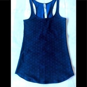 Lululemon Blue raceback top, size 4